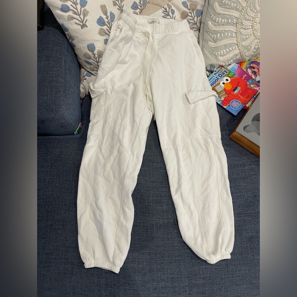 Abercrombie & Fitch Soft White Lounge Pants - Picture 3 of 4